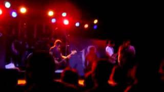 Eighteen Visions- Victim