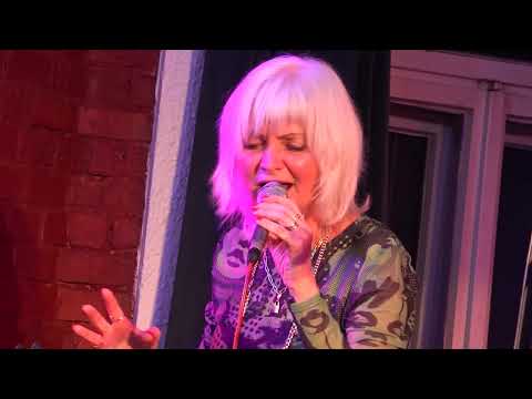 SPECIÁL - Stíny výsluní,  Live Parník Ostrava 22. 9. 2023