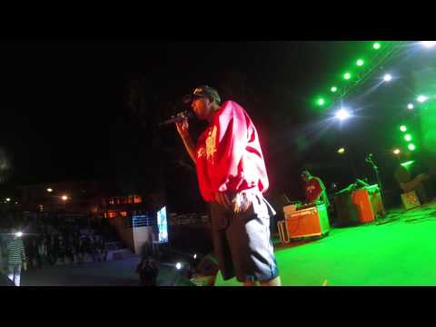 AREIPIZ ft Dj Azner - EN VIVO (Festival Regional de la Música Joven Tocopilla)