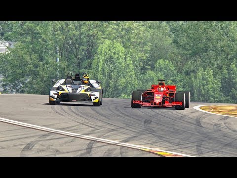 Ferrari F1 2018 vs KTM X-BOW R - Spa