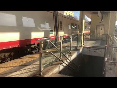 Partenza Frecciabianca 8801 Venezia S.L. - Lecce ETR 460/463 dalla Stazione di Pesaro