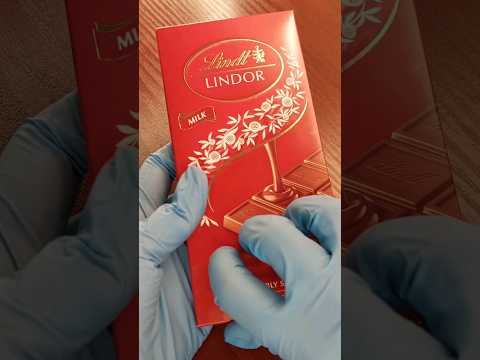 ♡♡♡ LINDOR CHOCOLATE // UNBOXING!!! ❤️💛 #shorts #asmr #food #lindt #chocolate