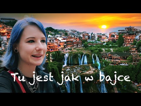 Viralowa chińska wieś nad wodospadem