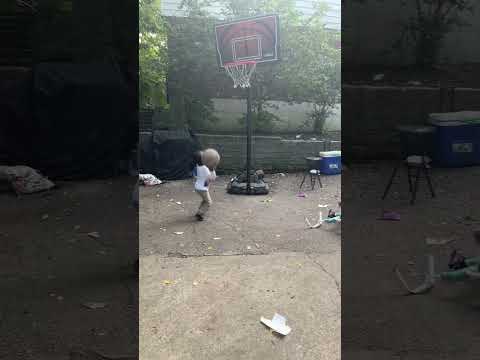 A lit 3 yr old shot went fire