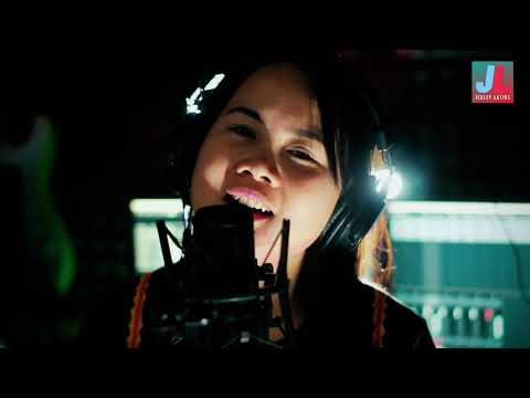 MOMUHOBO - Elica Paujin (Cover By Florenni Dominic)