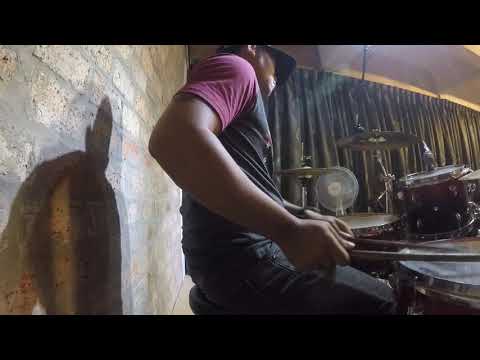 Ukai Nasib Panjai Begulai-Andrewson Ngalai#LiveBandLaguIban