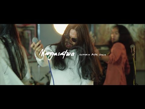 MARGASATWA - ASMARA BOTOL KACA (LIVE) - LUNCAI EMAS X SIAKAP KELI TV SESSION