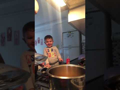 Canerin mısır patlatması