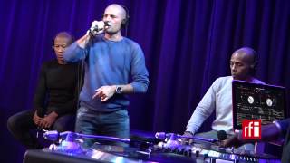 Akhenaton interprète «Mon texte le savon» en live dans Couleurs Tropicales sur #RFI