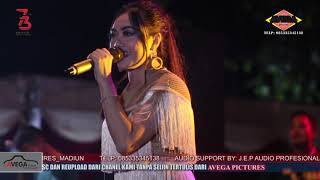 Download lagu DEVIANA SAFARA - KOYO LANGIT AMBI BUMI -  OM SAFANA -  LIVE KROWE AGUSTUS 2018 mp3