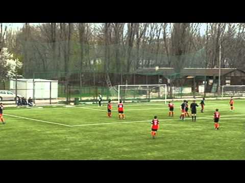 F.C.Steaua - C.S. Victoria Branesti (6-0) Cezar Trandafirescu.mpg