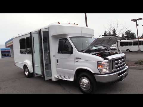 2016 FORD GOSHEN 14 PASSENGER + REAR LUGGAGE SHUTTLE BUS – S33286