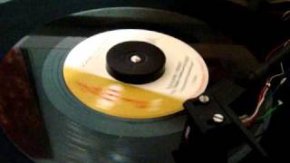 Duane Eddy (His Twangy Guitar and The Rebels) - Bonnie Came Back