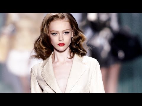 Frida Gustavsson｜RUNWAY COLLECTION