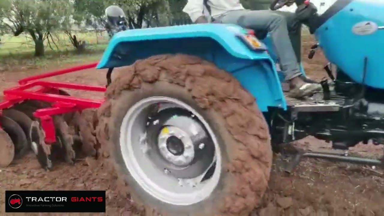 Tractor Giants Mounted offset Disc Harrows
