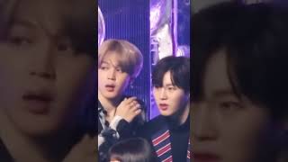 Download lagu Jimin&Sungwoon Wannaone lagi ngejulid bareng😭😆 #bts #short #army #btsarmy mp3