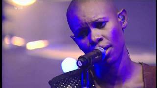 [HD] Skunk Anansie - Squander - Live @ E-Werk.mp4