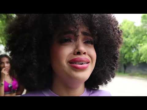 LA NUEVA COMADRE DE LA PUTY FLY - Kevin Voltro