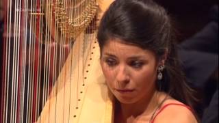 Anneleen Lenaerts plays Danse sacrée et danse profane by Debussy