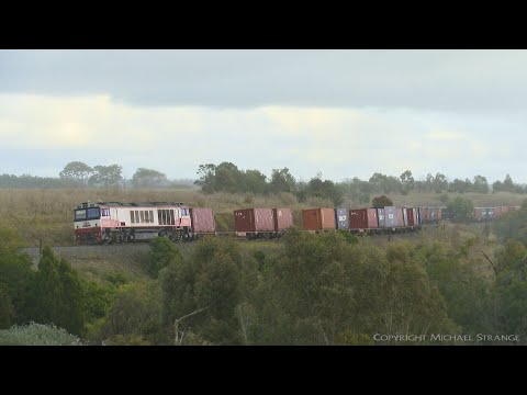 SCT 7922V Dooen Containers At Murgheboluc Curves - PoathTV Australian Trains & Railways