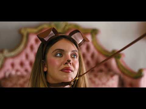 Sydney Sweeney Doggy