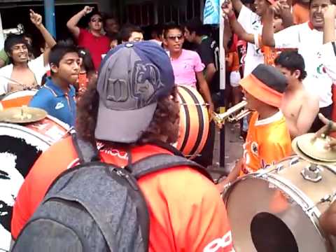 "La Fusión Jaguares vs Reales (san luis)" Barra: La Fusión &bull; Club: Jaguares