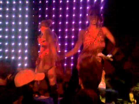 Tayra Moon feat. Lunna Dee - Paradiso Club - Araraquara/SP 31/08/2013