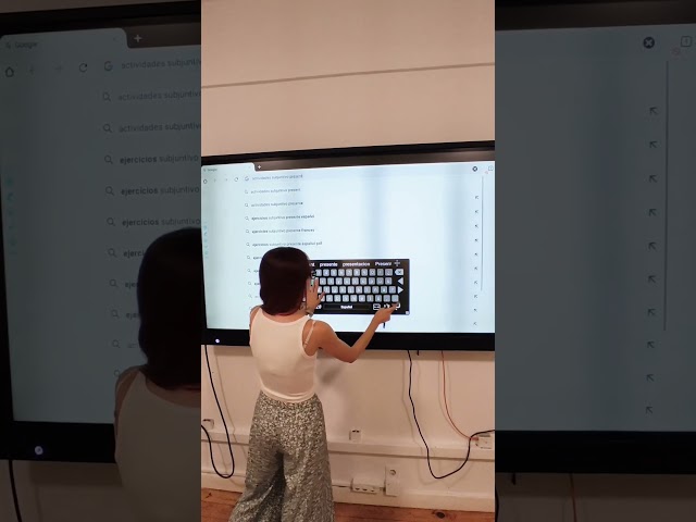 Vídeo relacionado con Dr. STEM Toys | Juego de rol para profesores que incluye pizarra blanca reutilizable, campana, tarjetas de informe, para el hogar o el aula, más de 30 piezas incluidas