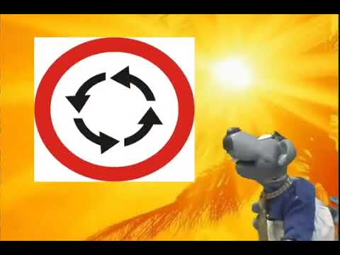 Xaropinho nomeando as placas de trânsito