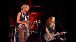 Court Yard Hounds Smokin HOT  Live  Union Chapel  London