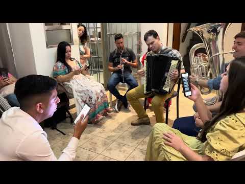 286 - Nome precioso para mim (Part. Douglinha Vieira, Lucas Caires e amigos) hino CCB