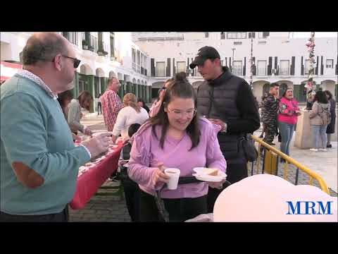 DEGUSTACION DE ROSCON DE REYES Y CHOCOLATE ACTUACION DE JOSE ANTONIO AGUILERA CHICHA ISLA CRISTINA 0