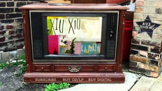 Xiu Xiu – Muppet Face (from La Forêt)