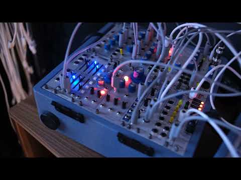 Doepfer meets Dannysound meets 2hp freez with Hologram Electronics Microcosm ￼