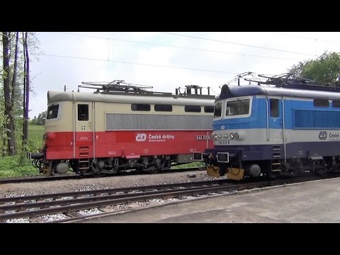 Odjezd rychlíku s lokomotivou 242 ze stanice Počátky-Žirovnice - střípek z provozu