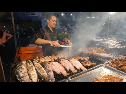 Amazing Man Grill Meats & Testy on The Street @Orussey - Yummy Yummy Varieties Street Food at Night