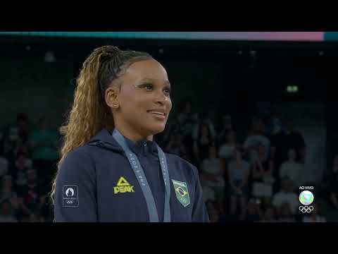 EMOCIONANTE! HINO NACIONAL BRASILEIRO - OLIMPIADAS PARIS 2024 | REBECA ANDRADE - OURO NA GINASTICA