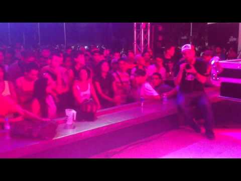 CRV - Batalla de Gallos RedBull Venezuela 2015 - 2da Ronda - Deokhan Vs Reto