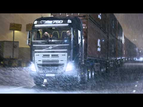 Volvo Trucks - Trailer: Volvo Trucks vs ??? tonnes. How much will it pull?