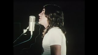 𝐉𝐨𝐡𝐧 𝐏𝐚𝐮𝐥 𝐘𝐨𝐮𝐧𝐠 - 𝐋𝐨𝐯𝐞 𝐈𝐬 𝐈𝐧 𝐓𝐡𝐞 𝐀𝐢𝐫 - 𝟒𝐊 𝐑𝐞𝐦𝐚𝐬𝐭𝐞𝐫𝐞𝐝 - 𝐎𝐟𝐟𝐢𝐜𝐢𝐚𝐥 𝐕𝐢𝐝𝐞𝐨 𝟏𝟗𝟕𝟖