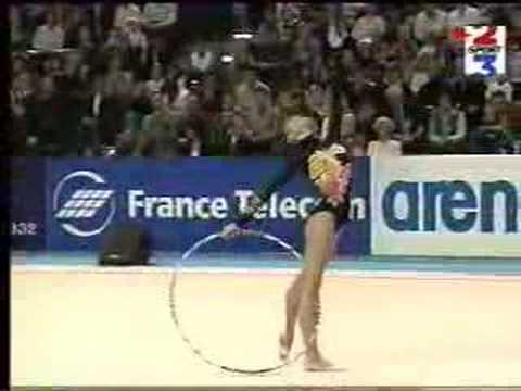 Yelena Vitrichenko hoop 97 WC AA