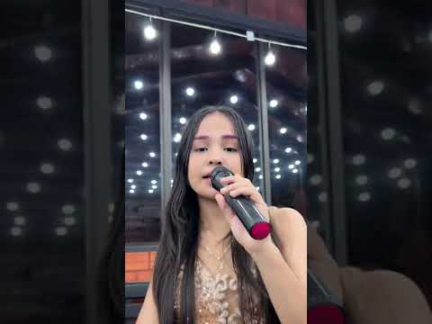 Me marea - Yoseln Tamara