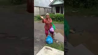 Download lagu Story WA Orang Gila joged Gokil Parah mp3