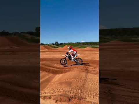 The Sound That’s Missed Around The World 😍 #2stroke #whoops #supercross #dirtbike #twotwotv