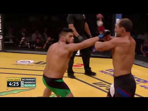 Johny Hendricks (USA) vs Kelvin Gastelum (USA) | UFC 200 Lightweight Full Fight | MMA Knockout