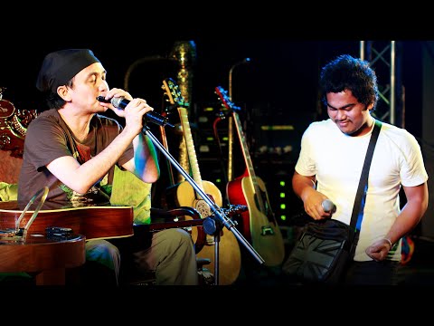 อยู่ตรงนี้ - ปู พงษ์สิทธิ์ คำภีร์ Feat. กฤษ เสือสองเล (คอนเสิร์ต ปูอยากร้องเพื่อนพ้องอยากฟัง)