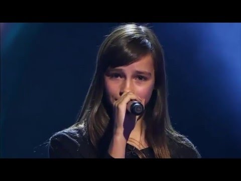 14-Year Old Britt SINGS Evanescence's Bring Me To Life - Voice Kids