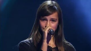 14-Year Old Britt SINGS Evanescence&#39;s Bring Me To Life - Voice Kids