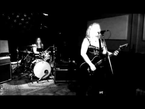 ASTRAL WITCH - Eighty-Sixed (Live In Toronto @ The Tennessee)