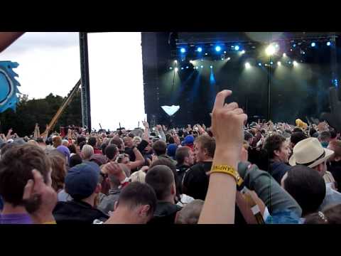 Afrojack @ Creamfields 2011 (HD)